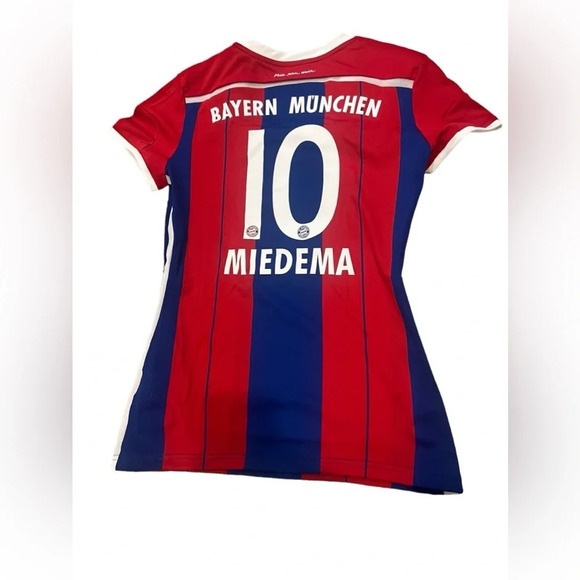 BAYERN MUNICH HOME FOOTBALL SHIRT SOCCER JERSEY ADIDAS size small - Picture 4 of 5